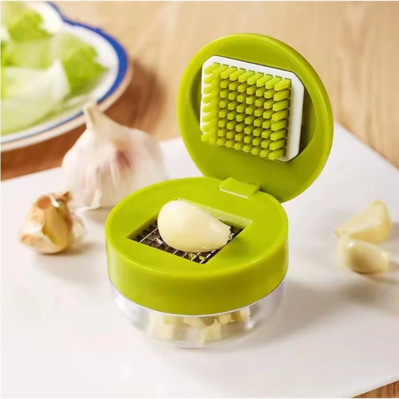 Kitchen Job - ガーリックプレスチョッパー 手動ガーリックミンサー スライサー グレーター 収納ボックス付き 野菜カッター