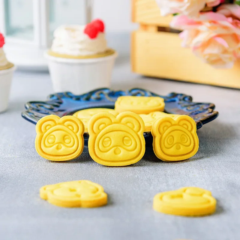 ケーキクッキーどうぶつの森カッターかわいいアニメフィギュアD - Kitchen Baking Decor のレビューと価格