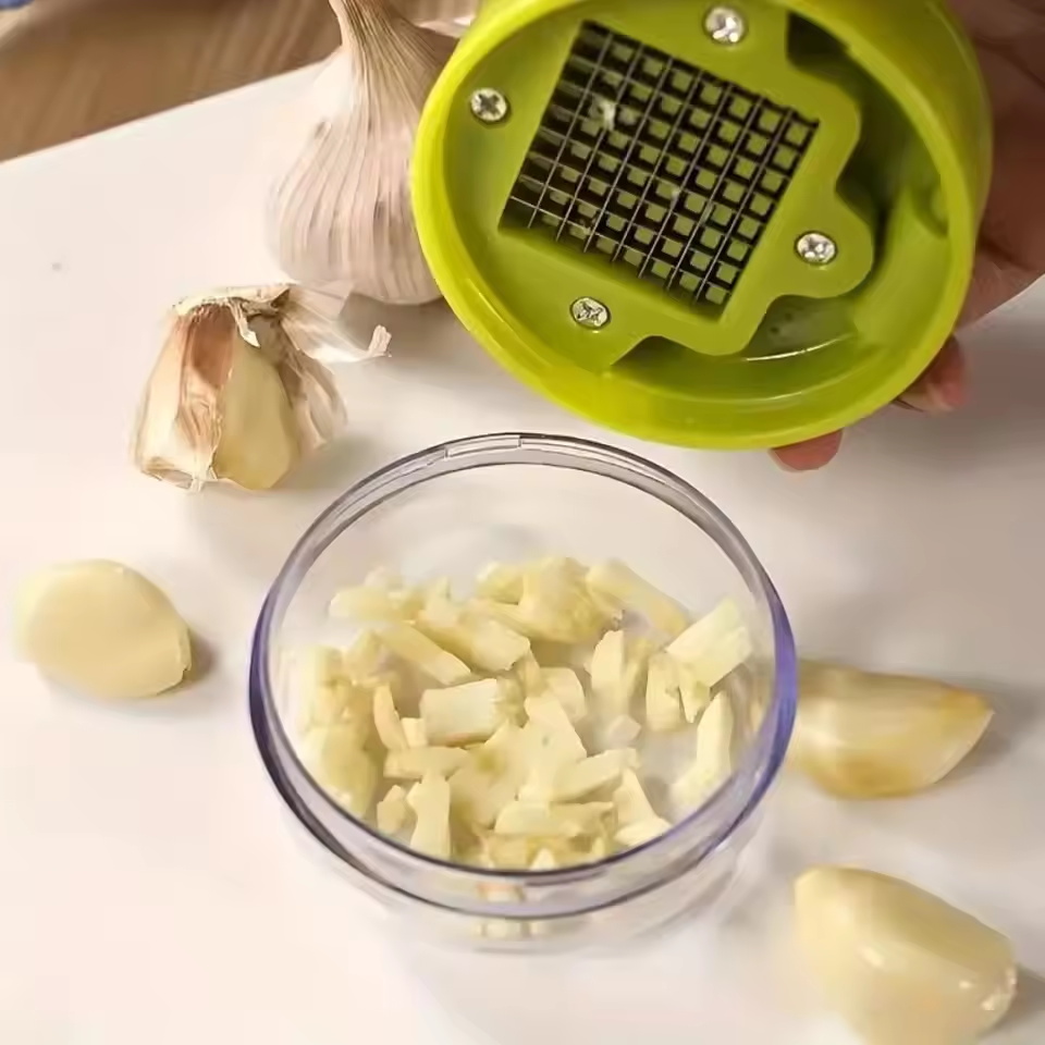 ガーリックプレスチョッパー 手動ガーリックミンサー スライサ - Kitchen Job のレビューと価格